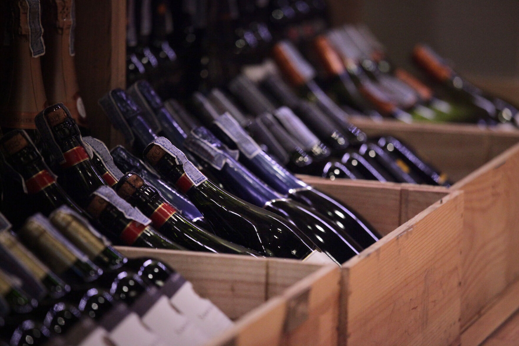 Store – Wine Selection: Lukas Liquors